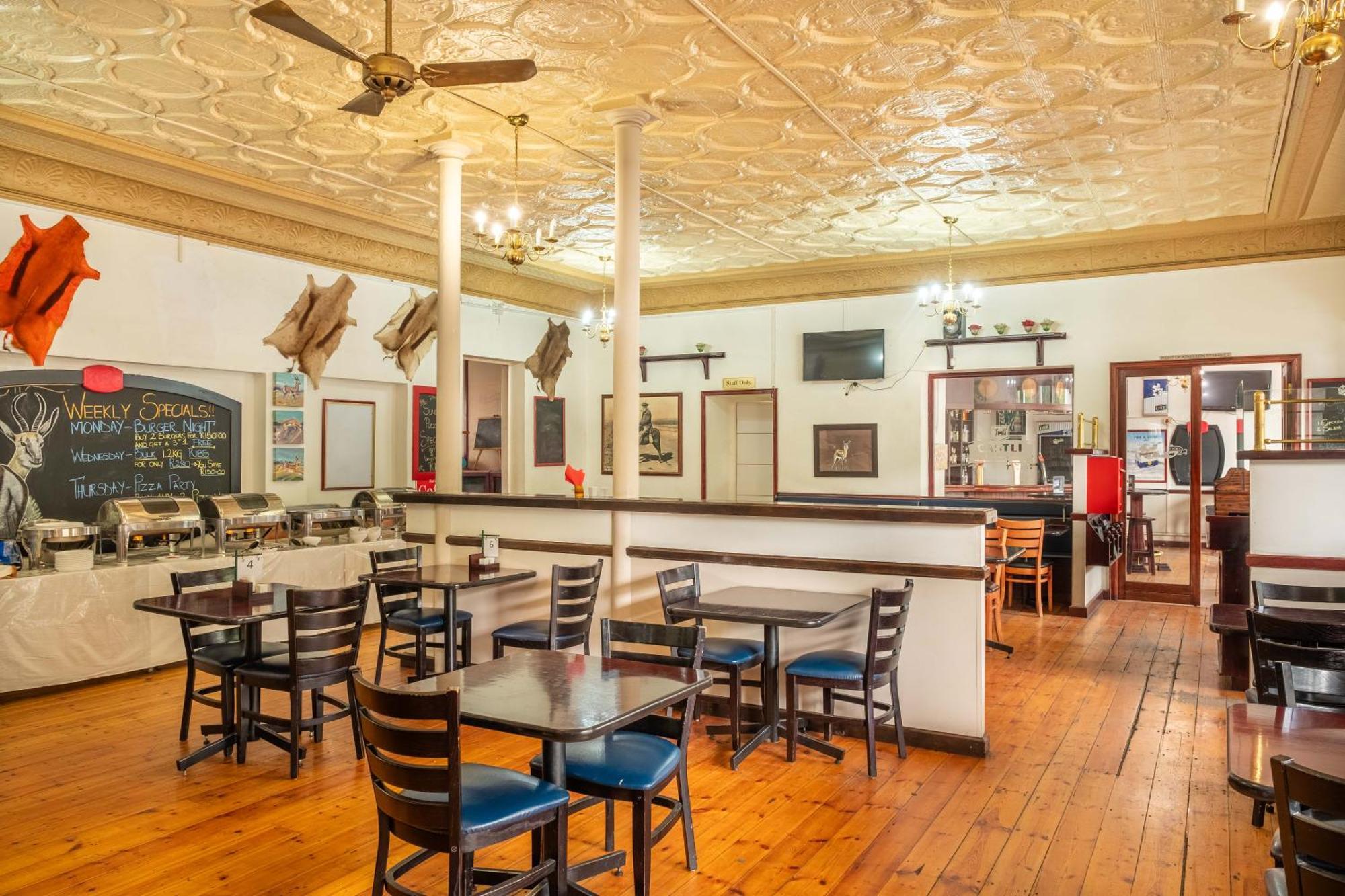 Karoo Country Inn Middelburg  Екстер'єр фото